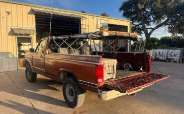 Ford-F250-xlt-diesel-1984-brown-2