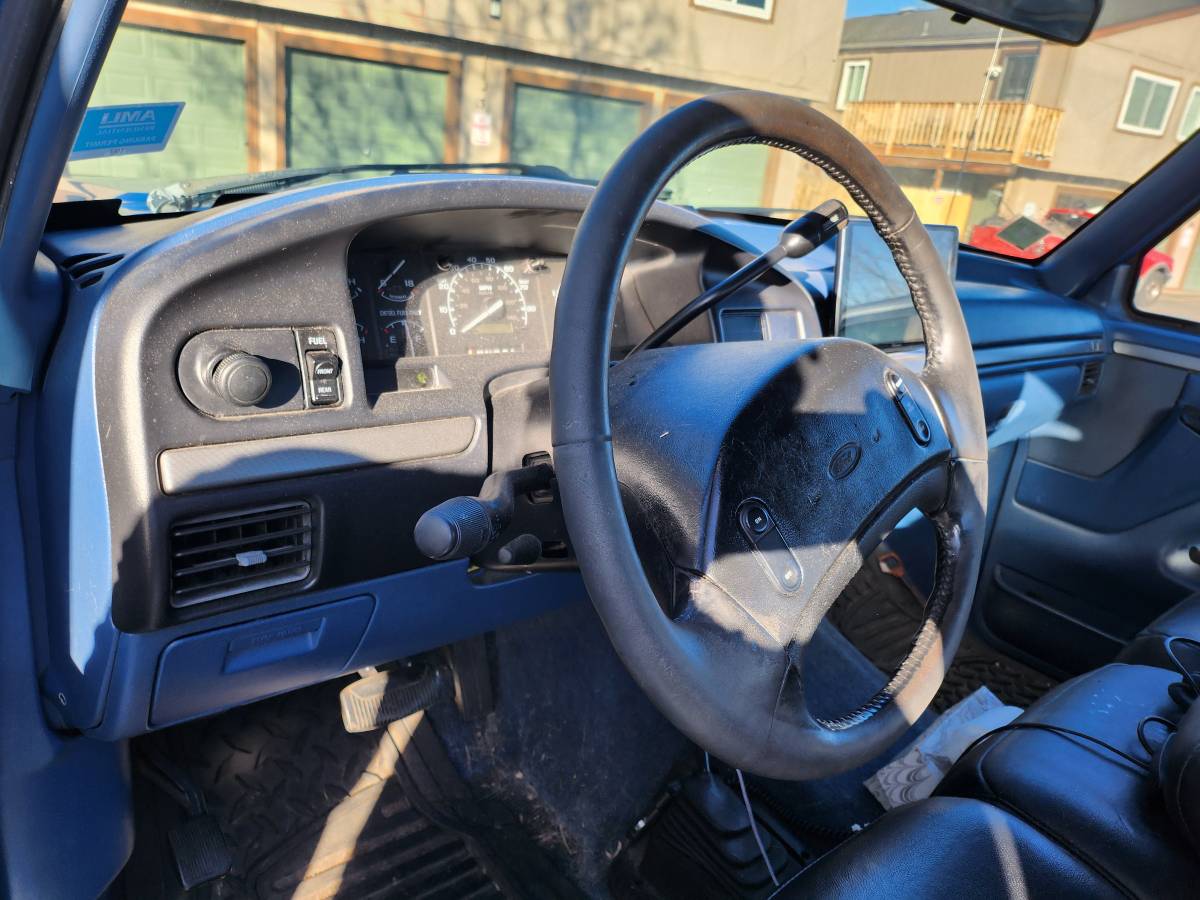 Ford-F250-xlt-diesel-1995-blue-13