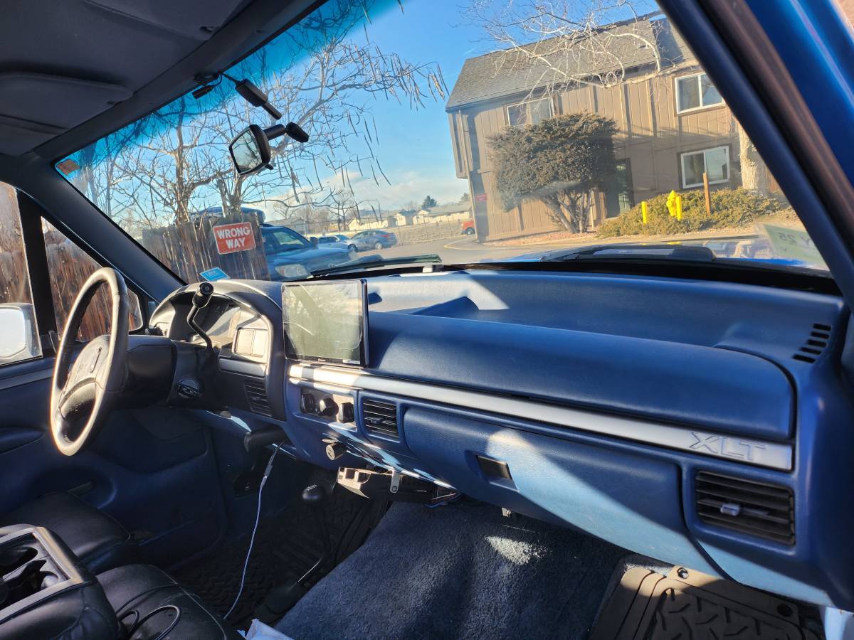 Ford-F250-xlt-diesel-1995-blue-9