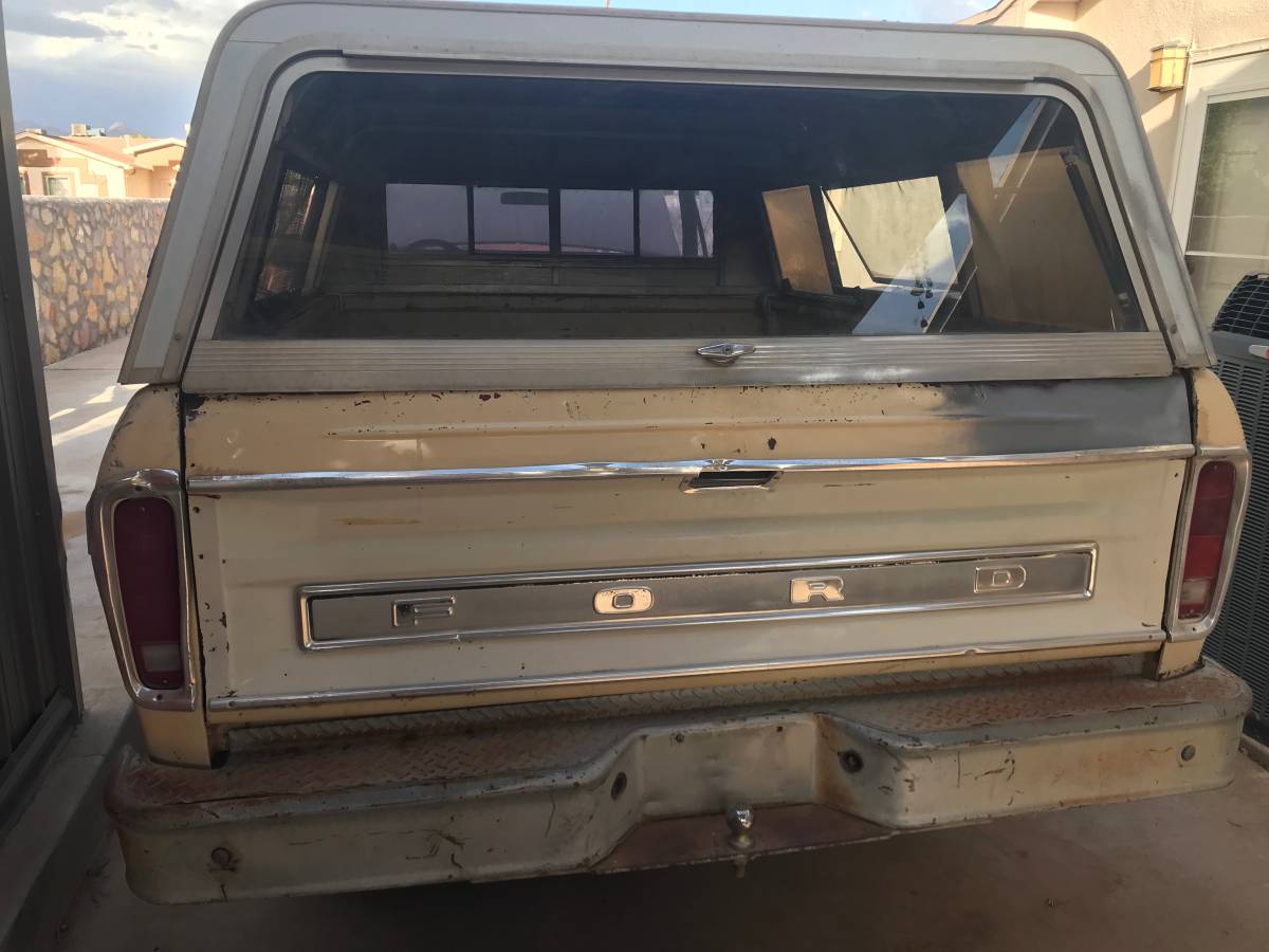 Ford-F250-xlt-ranger-1979-custom-4