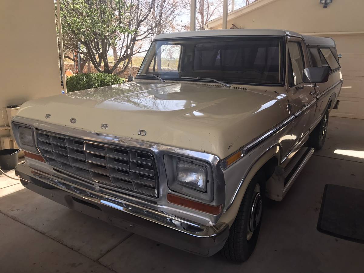 Ford-F250-xlt-ranger-1979-custom