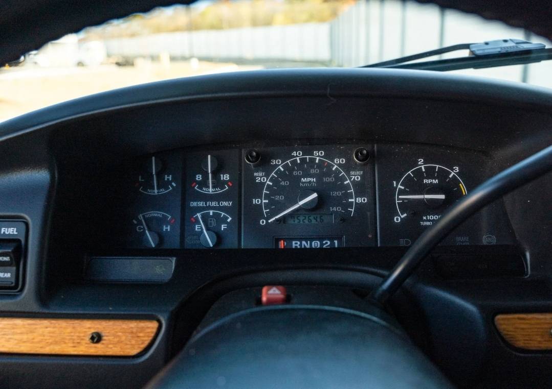 Ford-F350-4x4-diesel-1995-white-16