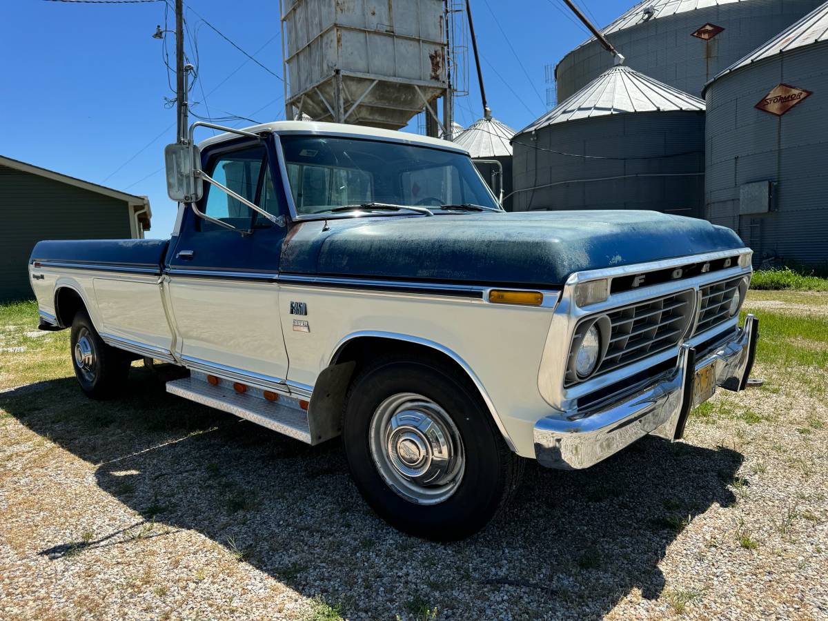 Ford-F350-super-camper-special-1975-blue-15