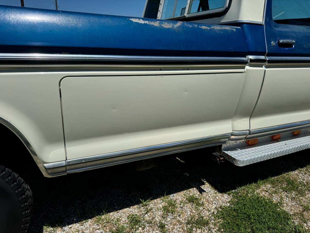 Ford-F350-super-camper-special-1975-blue-7