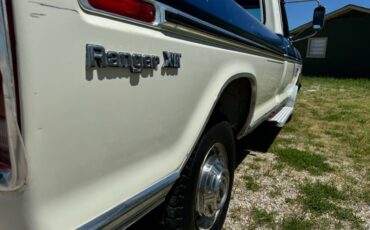 Ford-F350-super-camper-special-1975-blue-8