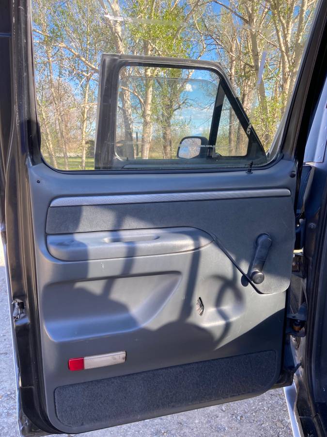 Ford-F350-xlt-1992-white-14