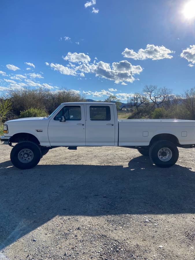 Ford F350 xlt  1992 white