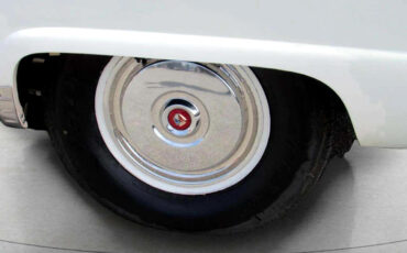 Ford-Fairlane-1955-Classic-Car-28