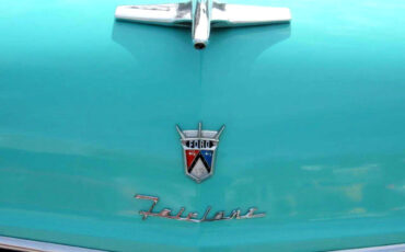 Ford-Fairlane-1955-Classic-Car-34