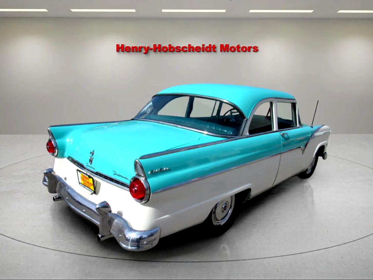 Ford-Fairlane-1955-Classic-Car-5