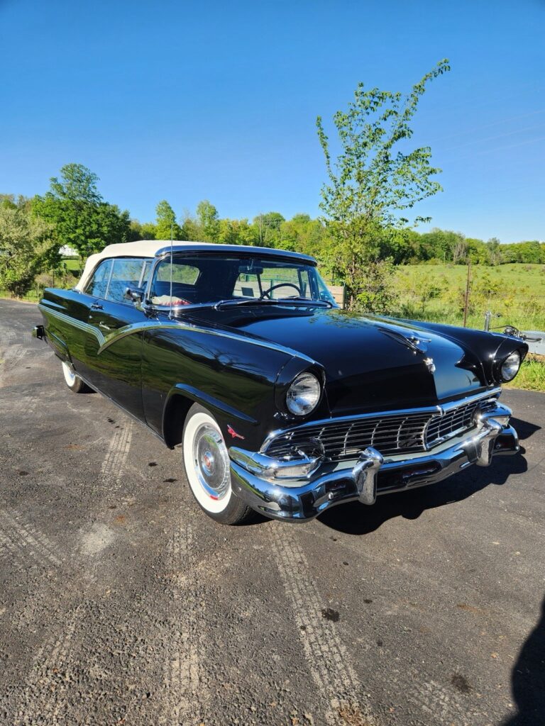 Ford Fairlane 1956 Convertible