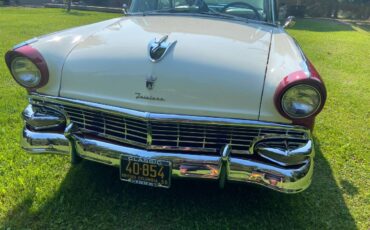 Ford-Fairlane-1956-red-2