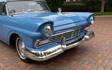 Ford-Fairlane-1957-10