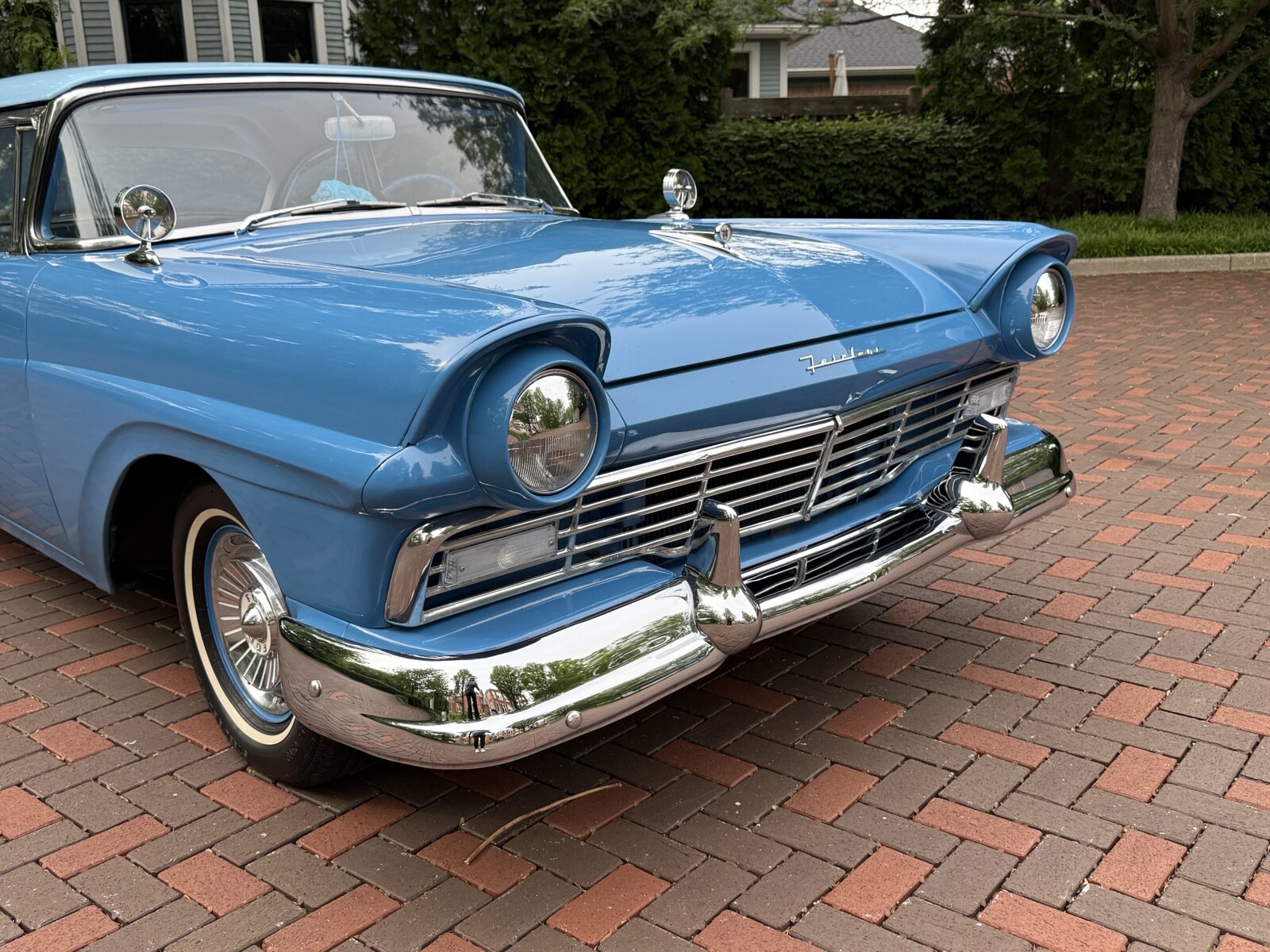 Ford-Fairlane-1957-10