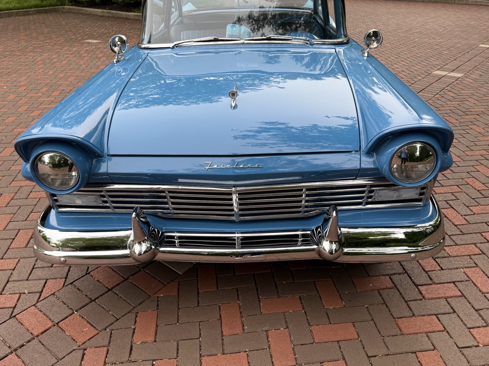 Ford-Fairlane-1957-12