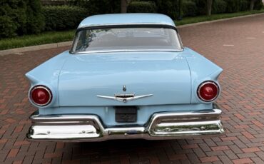 Ford-Fairlane-1957-6