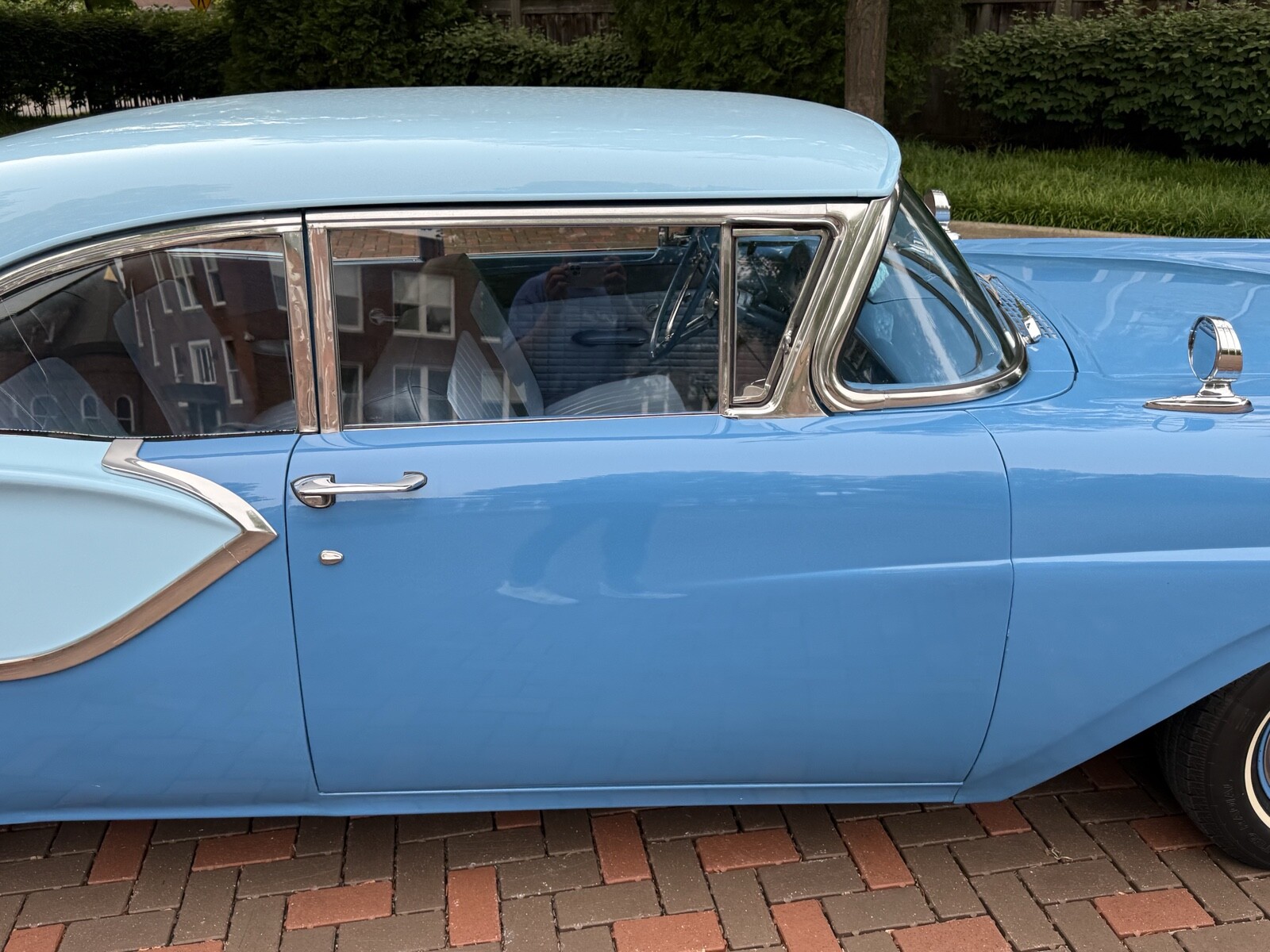 Ford-Fairlane-1957-8