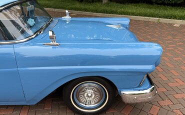Ford-Fairlane-1957-9