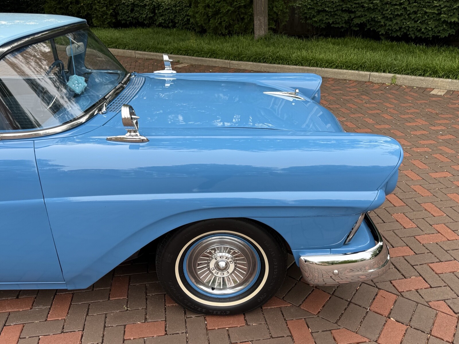 Ford-Fairlane-1957-9