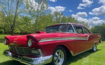 Ford Fairlane 1957 Coupe