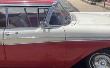 Ford-Fairlane-1957-Sedan-5