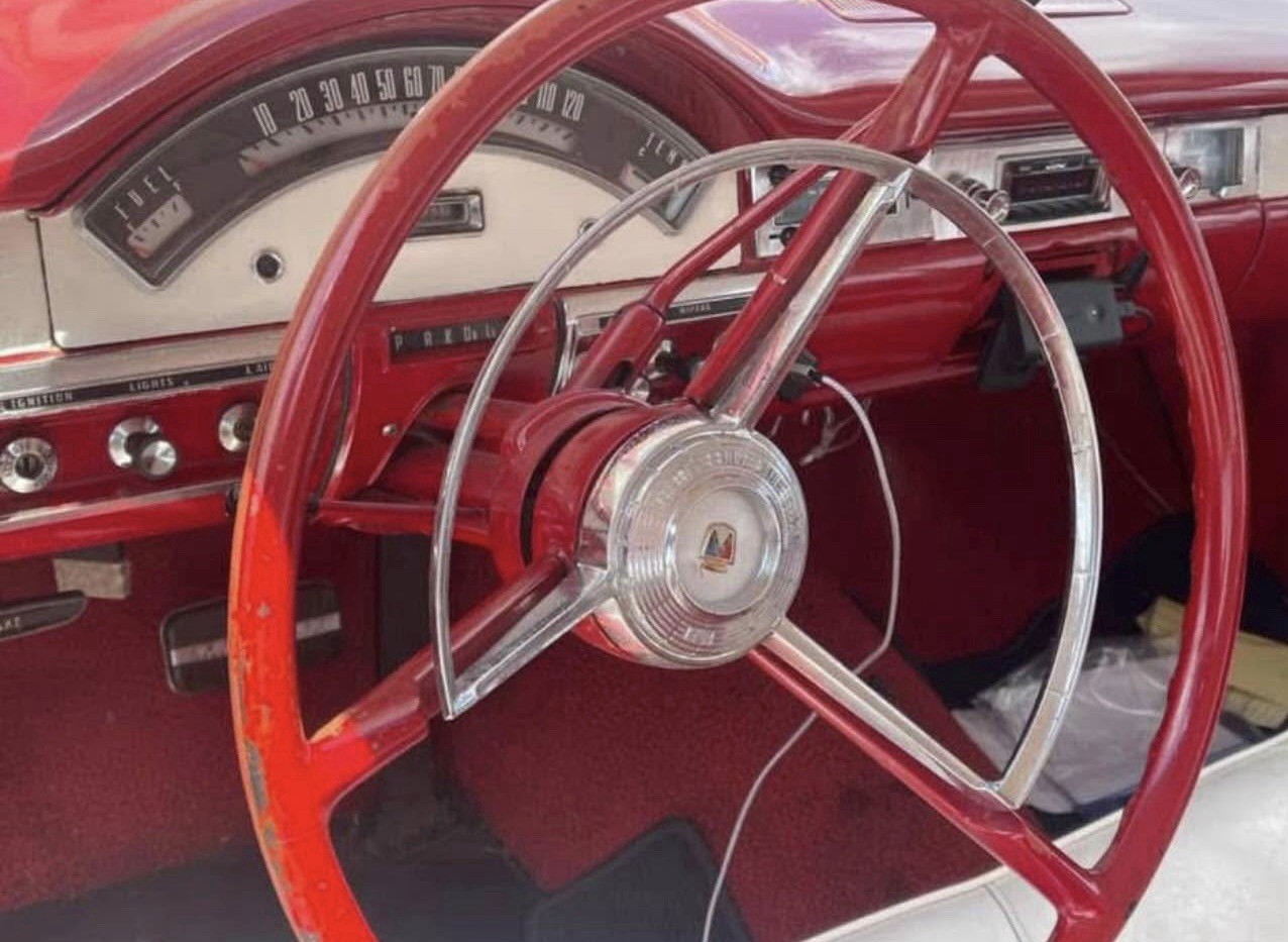 Ford-Fairlane-1957-Sedan-7