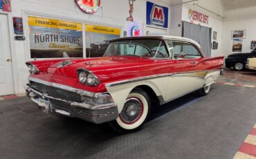Ford-Fairlane-1958-2-Door-1