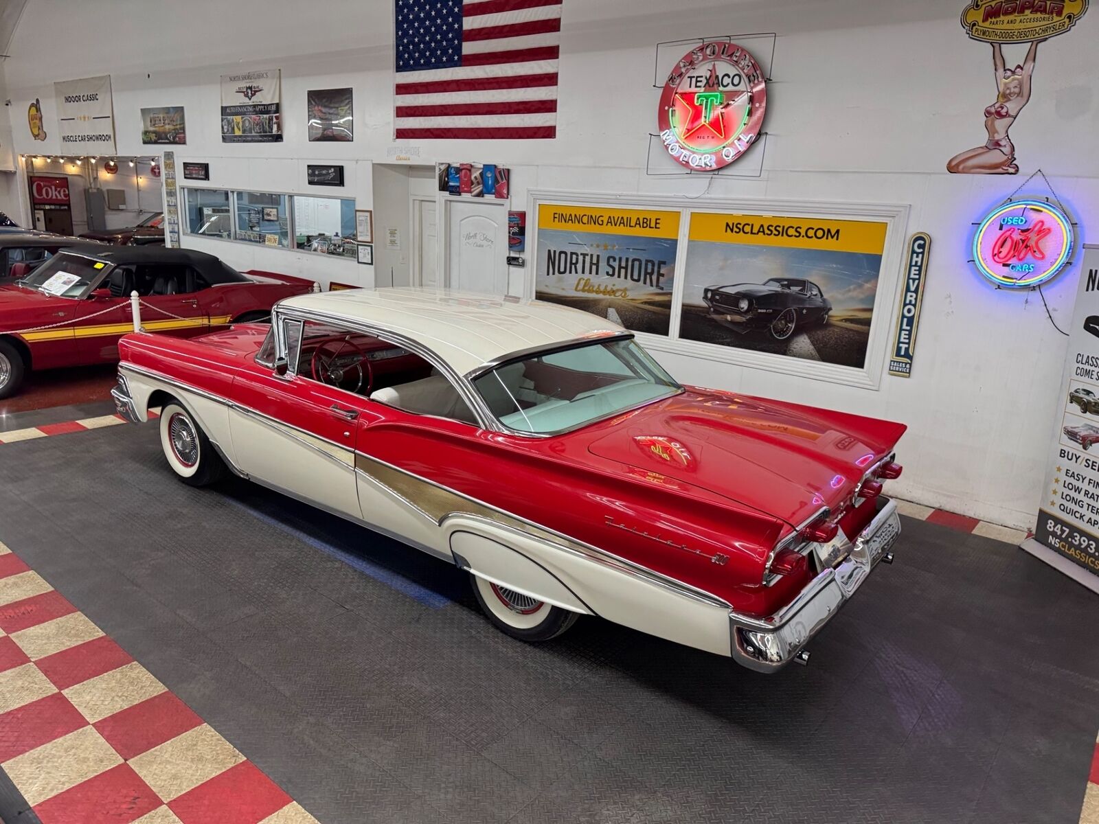 Ford-Fairlane-1958-2-Door-23