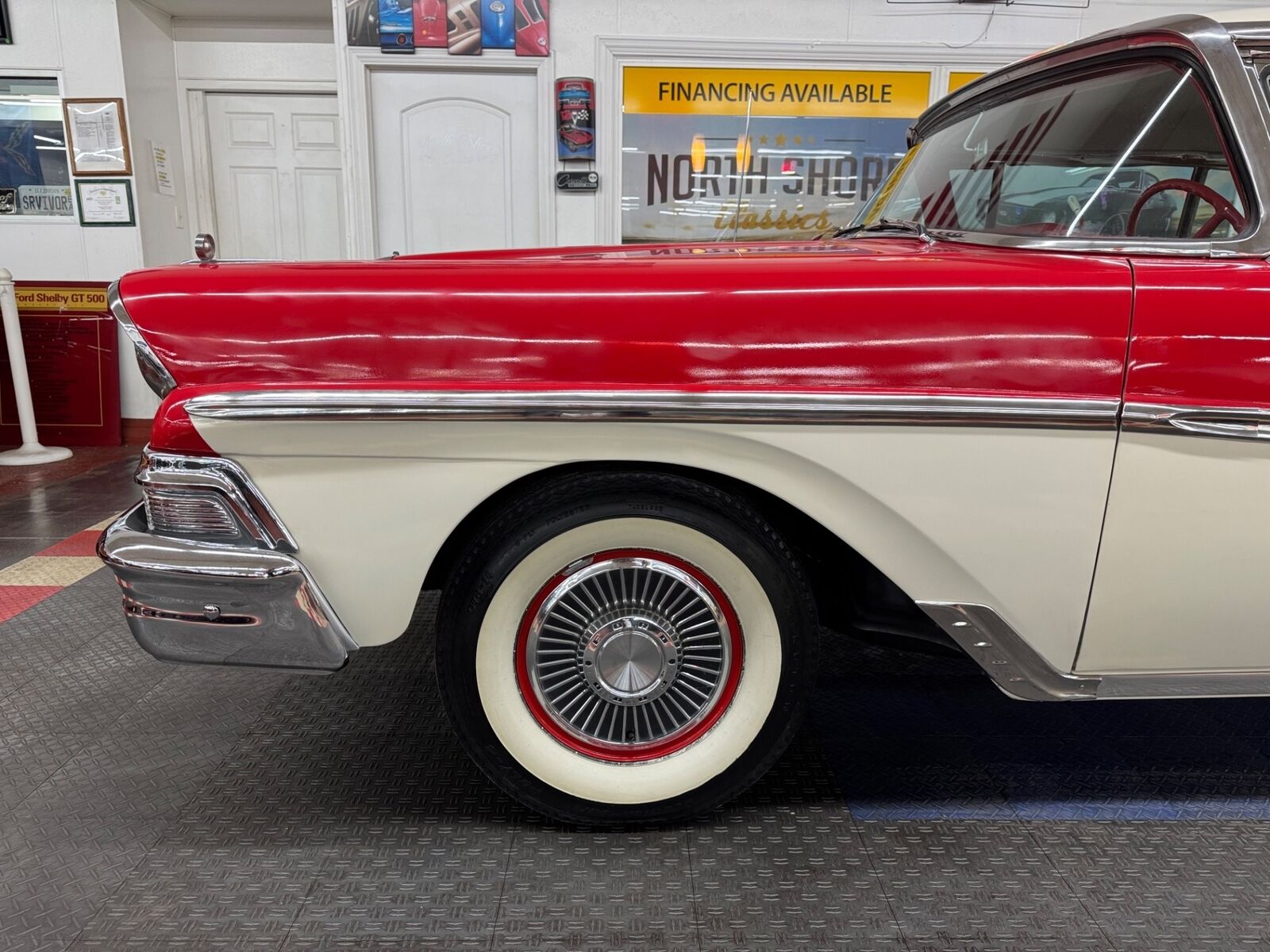 Ford-Fairlane-1958-2-Door-25