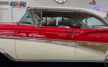 Ford-Fairlane-1958-2-Door-26