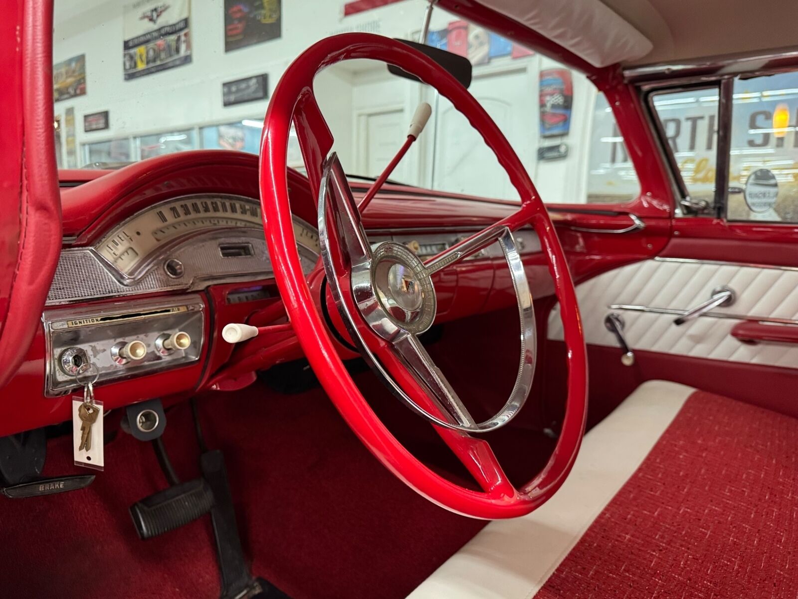 Ford-Fairlane-1958-2-Door-36