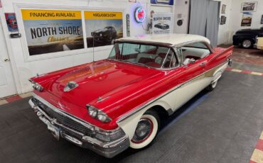 Ford-Fairlane-1958-2-Door