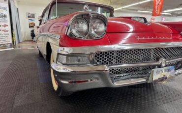 Ford-Fairlane-1958-2-Door-8