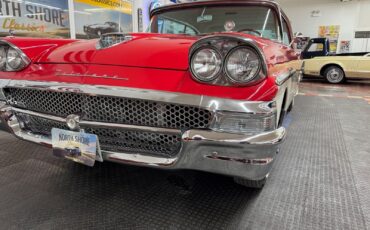 Ford-Fairlane-1958-2-Door-9