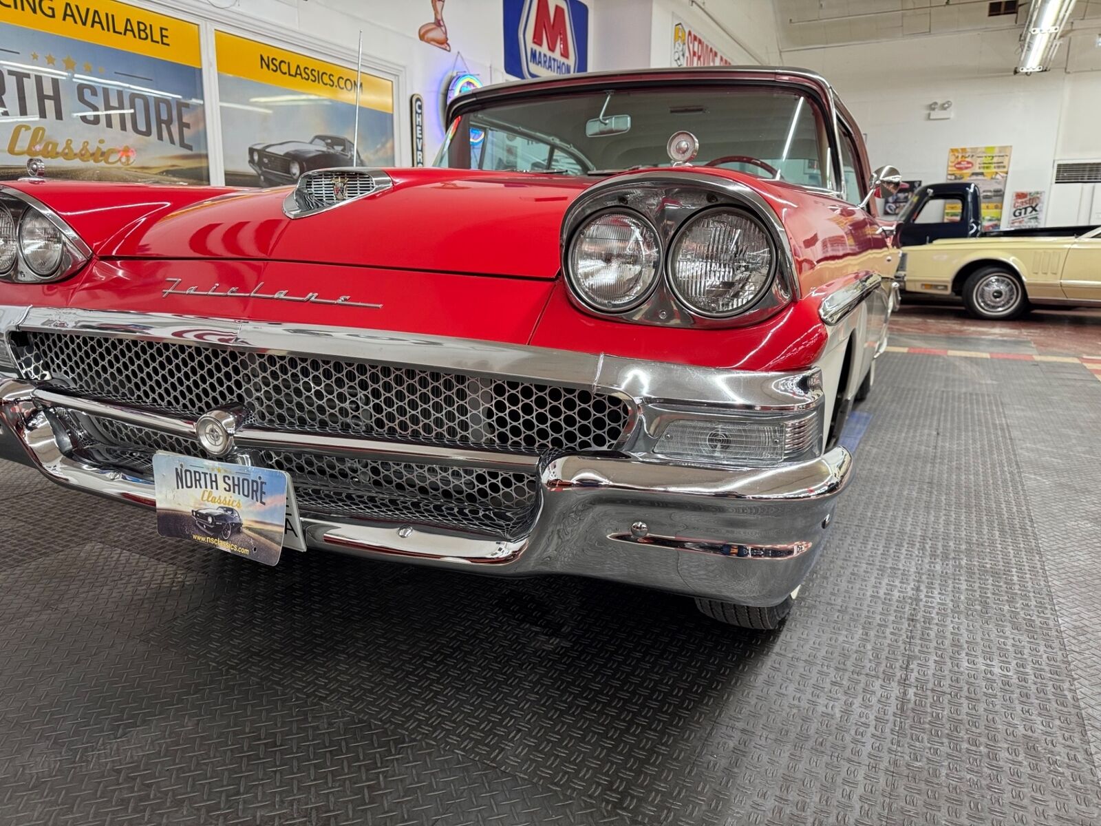 Ford-Fairlane-1958-2-Door-9