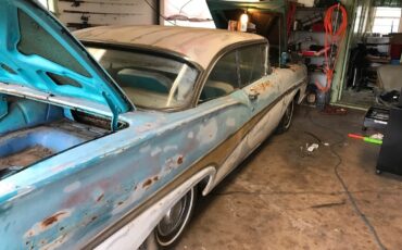 Ford-Fairlane-1958-Coupe