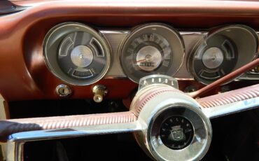Ford-Fairlane-1962-Sedan-3