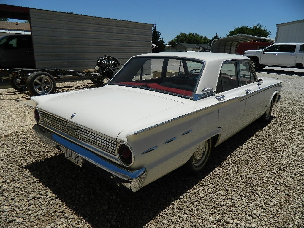 Ford-Fairlane-1962-Sedan-4
