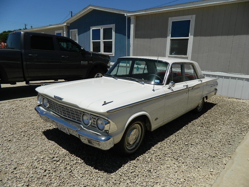Ford-Fairlane-1962-Sedan-8