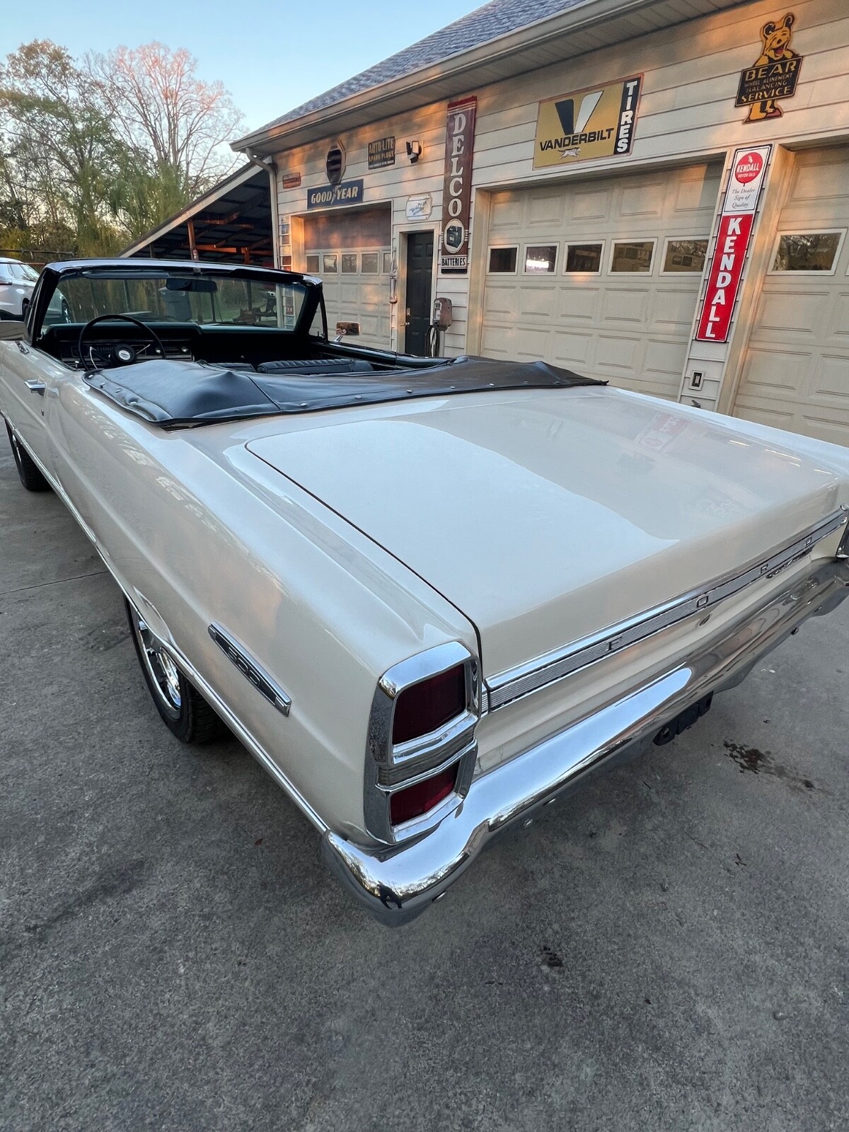 Ford-Fairlane-1967-Convertible-5