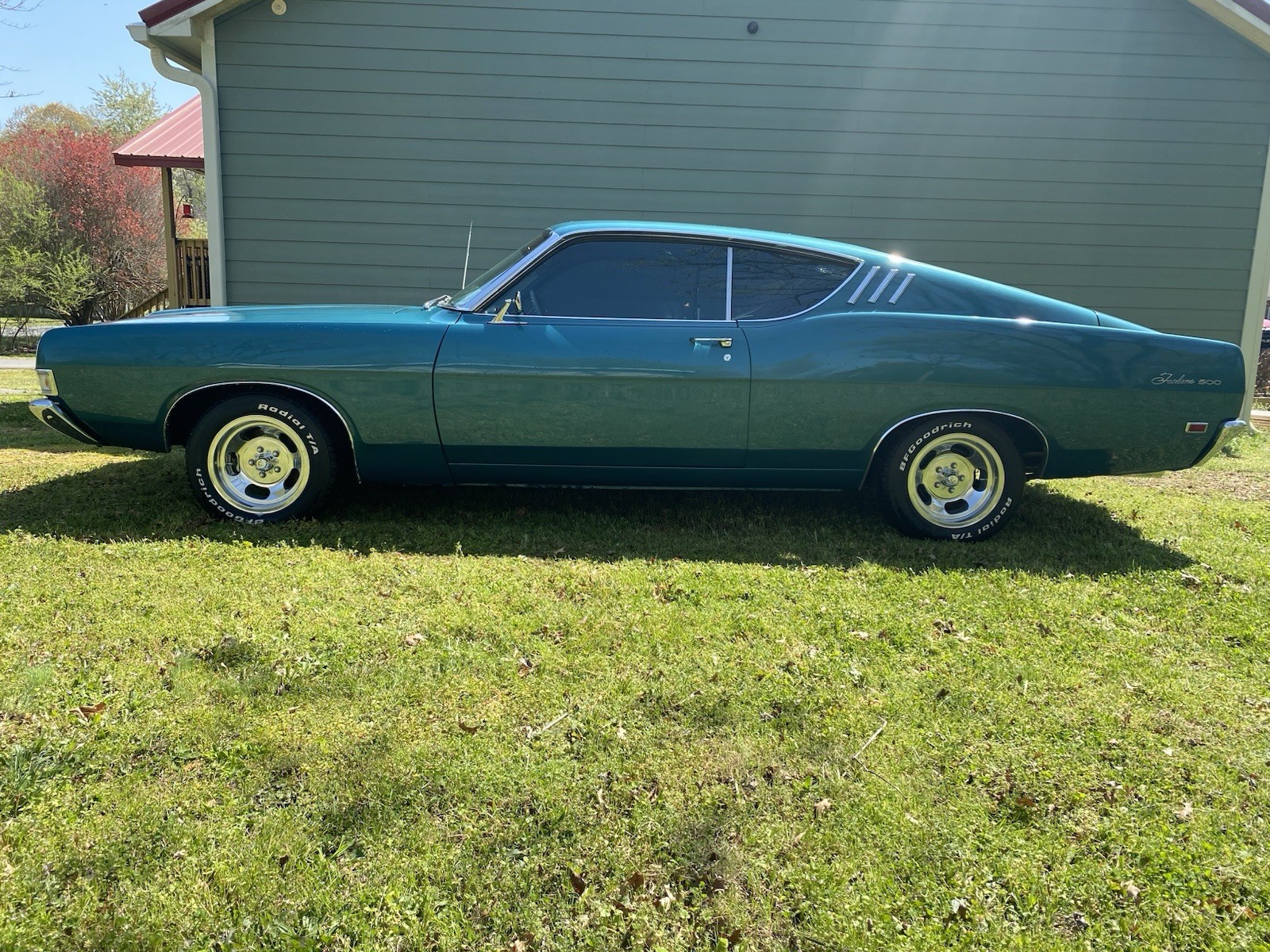 Ford-Fairlane-1969-Coupe-1