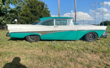 Ford-Fairlane-500-2-dr-hardtop-1958-1