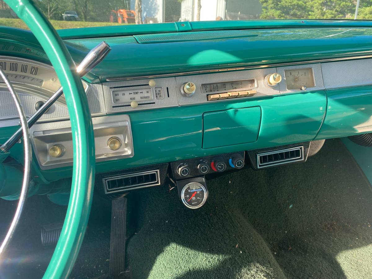 Ford-Fairlane-500-2-dr-hardtop-1958-12