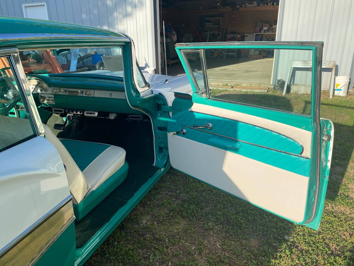 Ford-Fairlane-500-2-dr-hardtop-1958-20