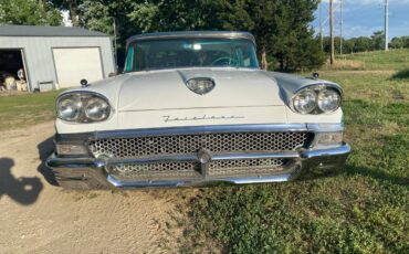 Ford-Fairlane-500-2-dr-hardtop-1958-4