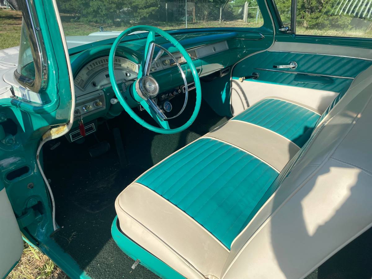 Ford-Fairlane-500-2-dr-hardtop-1958-7