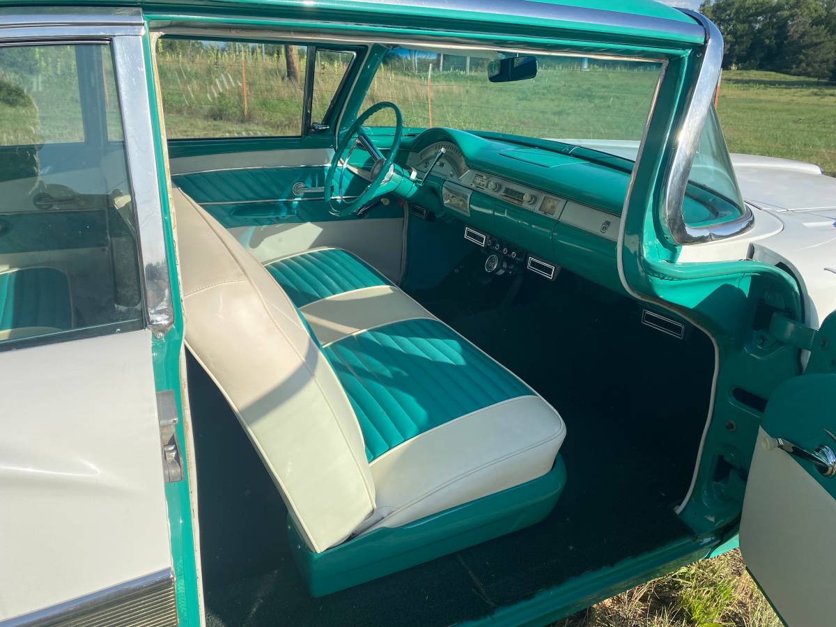 Ford-Fairlane-500-2-dr-hardtop-1958-9