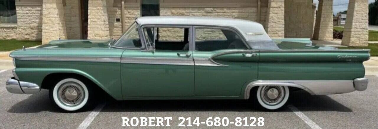 Ford-Fairlane-Galaxie-500-1959-Sedan-7