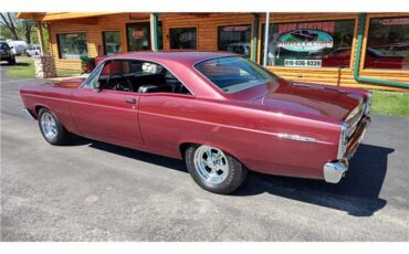 Ford-Fairlane-XL-1967-2-door-coupe-12
