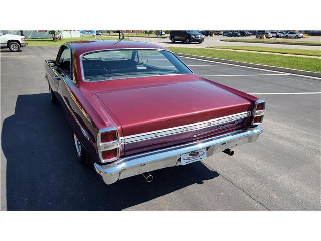 Ford-Fairlane-XL-1967-2-door-coupe-17